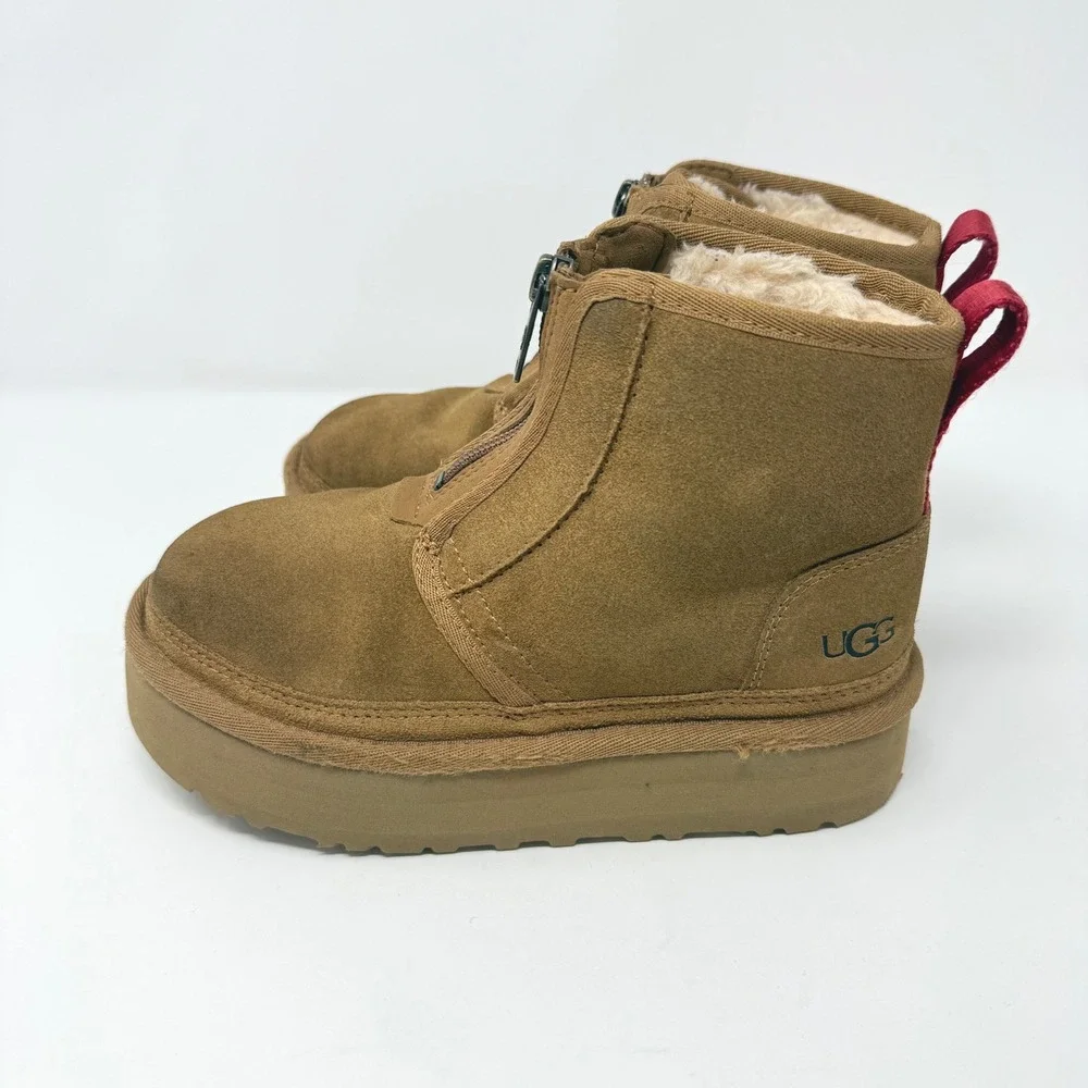 UGG kids classic